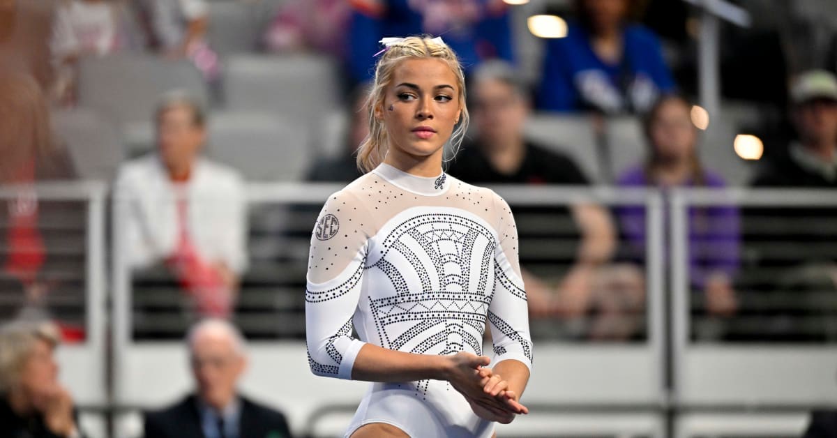 LSU Gymnast Livvy Dunne's 'Concerning' Message Turns Heads Athlon Sports(04)