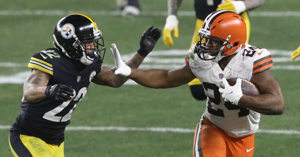 Nick Chubb Rumor Suggests Major Move to Pittsburgh Steelers From Cleveland Browns - Athlon Sports