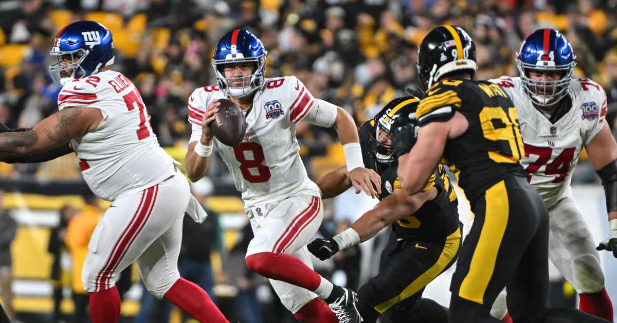 Daniel Jones' Agent Speaks Out on ‘Absurd’ New York Giants Deal - Athlon Sports