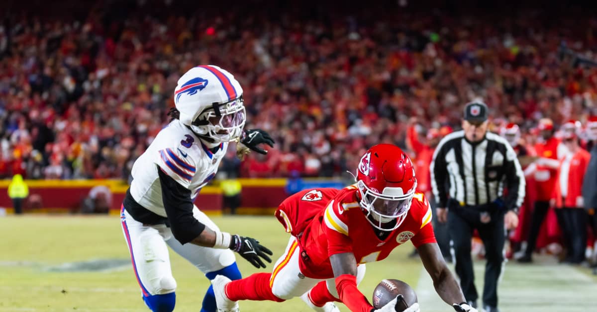 Kansas City Chiefs' Xavier Worthy Proves He's Not A One-Trick Pony In Rookie Season - Athlon Sports