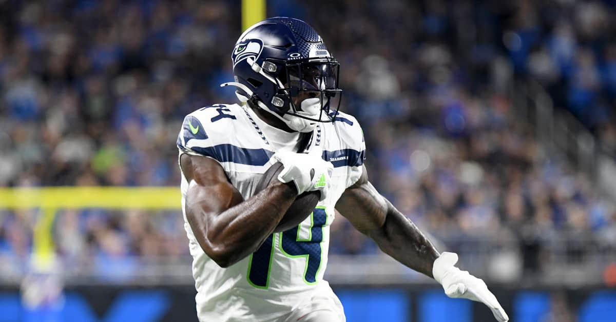 Receiver DK Metcalf Developing Pittsburgh Steelers Star Joey Porter Jr. at Minicamp - Athlon Sports