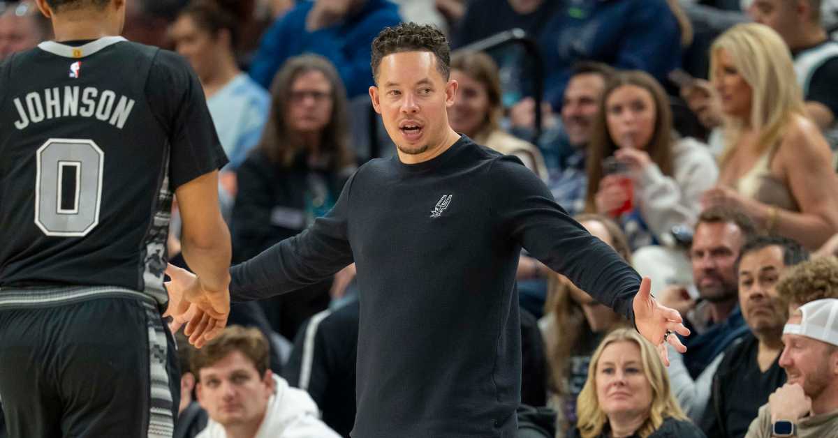 3 Expectations for Mitch Johnson in First Year As True San Antonio Spurs Head Coach - Athlon Sports