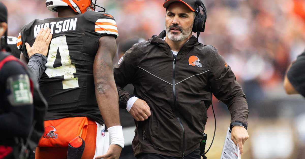 Cleveland Browns Coach Kevin Stefanski Hints That QB Choice for 2025 Could be Kenny Pickett - Athlon Sports