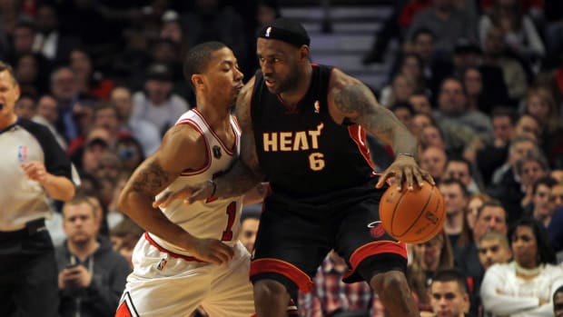 LeBron, Cavaliers Face Off Against Derrick Rose and the Chicago Bulls Tonight