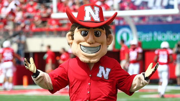 Nebraska Cornhuskers mascot