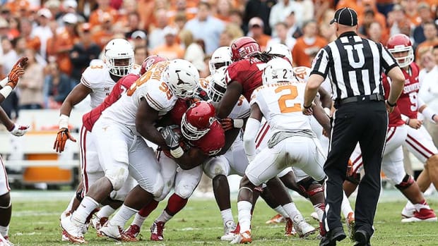 Red River Showdown: The 5 Nastiest Games in the Texas vs. Oklahoma Rivalry