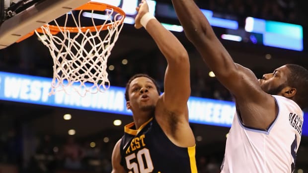 West Virginia Basketball: Sagaba Konate