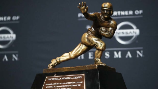 10 Amazing Heisman Trophy Stats You Need to Know in 2018