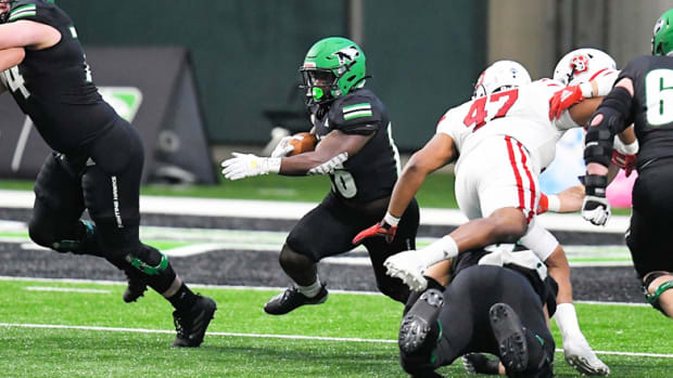 North Dakota Football: Otis Weah and the Fighting Hawks are Flying High