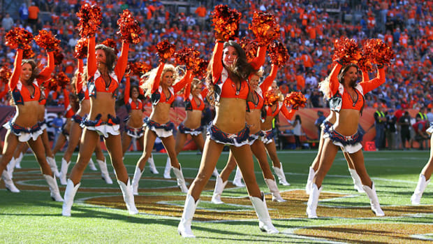 Denver Broncos Cheerleaders