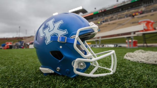 Kentucky Wildcats helmet