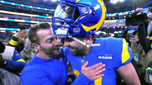 Baker Mayfield celebrates with Sean McVay