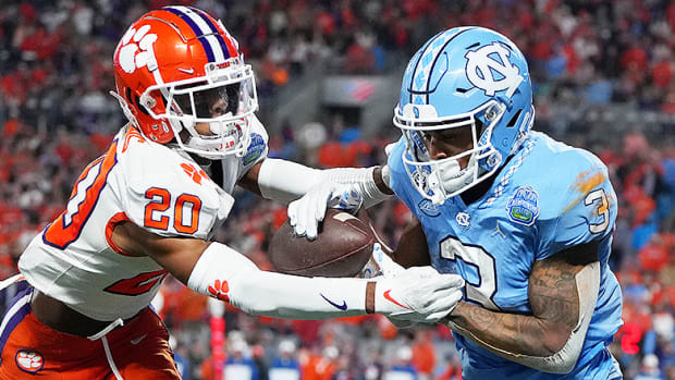 Nate Wiggins, Clemson Tigers and Antoine Green, North Carolina Tar Heels in the 2022 ACC Championship Game