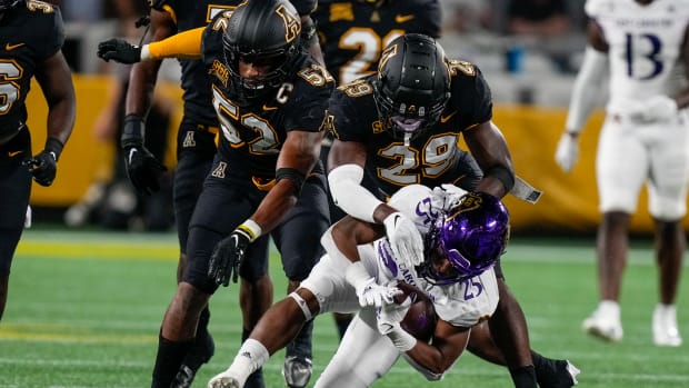 East Carolina vs. Cincinnati Prediction: Upset-Minded Pirates Take on the  Bearcats in Key AAC Matchup on Friday Night 