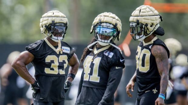 Athlon Sports PRO FOOTBALL 2020 NFL PREVIEW New Orleans Saints Super In  2020