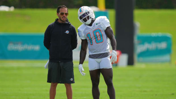 Dolphins HC Mike McDaniel and WR Tyreek Hill.