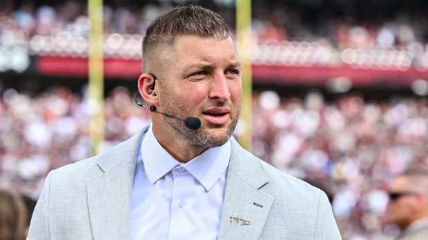 Tim Tebow Perfectly Predicts Game-Changing Play During Ohio State-Texas Cotton Bowl