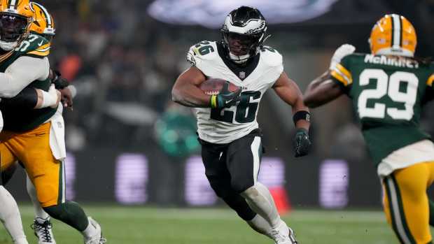 Saquon Barkley ran all over the Green Bay Packers in his Philadelphia Eagles debut.