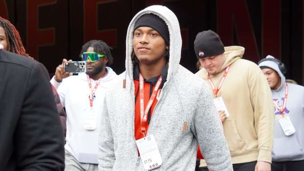Coveted Star Reveals Promising Sign for Ohio State Amid College Football Rumors