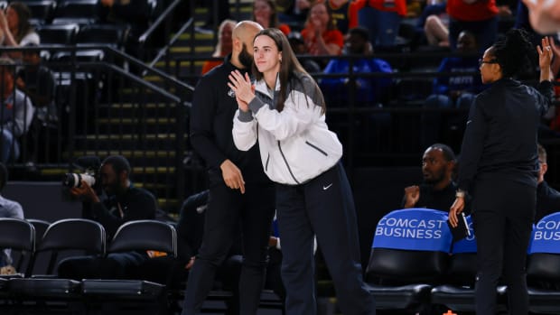 Caitlin Clark Replacement's 1st Start Leaves Fever Fans Distressed - Athlon Sports