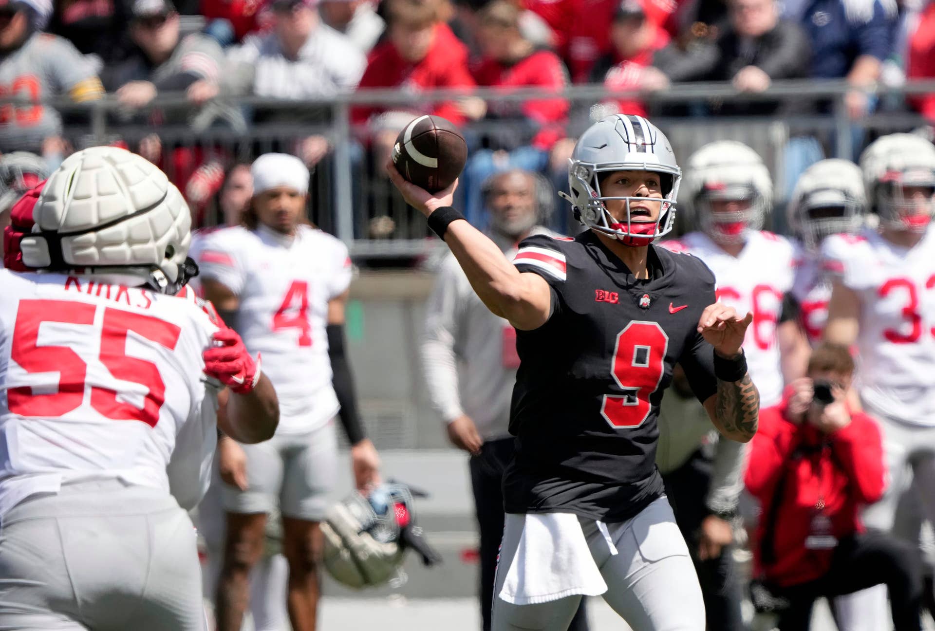 5-Star Ohio State QB Sends Message to Fans on November Clash vs. Michigan