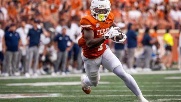 Texas Longhorns wide receiver Johntay Cook II (1).