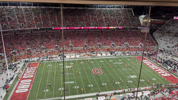 Early Glimpse at Tennessee-Ohio State Crowd Highlights Massive Support for Volunteers