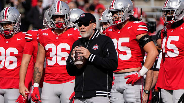 Ohio State Coach Says Buckeyes ‘Pissed Off’ Ahead of Oregon Rematch