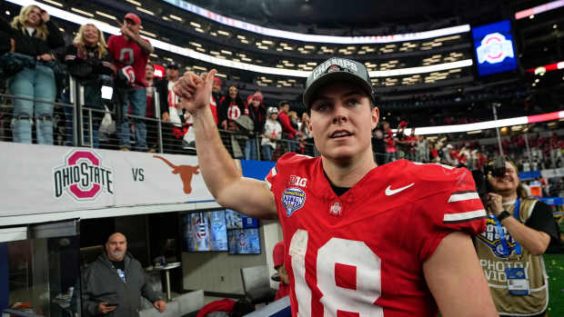 Will Howard Reveals Update on Injured Hand After Ohio State’s Cotton Bowl Win