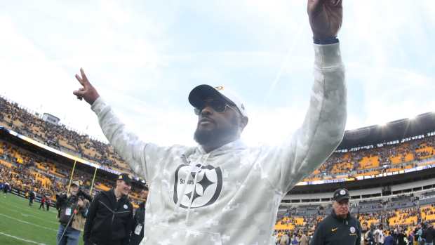 Pittsburgh Steelers head coach Mike Tomlin