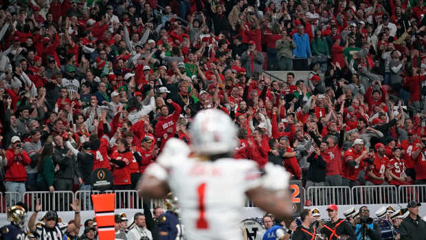 Ohio State Buckeye fans celebrate Quinshon Judkins