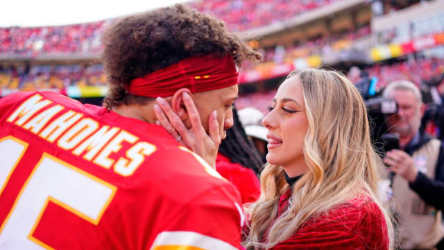 Brittany Mahomes' Expected Due Date Could Bring Complication for Chiefs and Patrick Mahomes - Athlon Sports