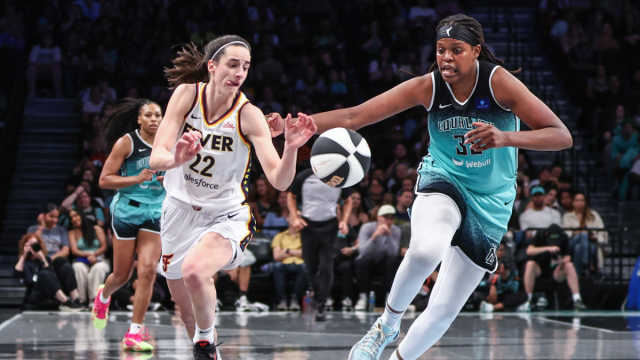 WNBA Legend Candace Parker Didn't Hold Back When Asked About Caitlin Clark  Drama - Athlon Sports