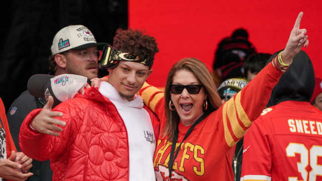 Patrick Mahomes' Mom Turns Heads With MAGA Hat at Chiefs Game - Athlon  Sports