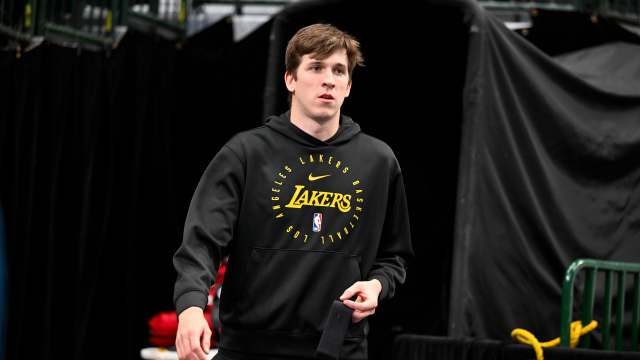 Los Angeles Lakers guard Austin Reaves (15).