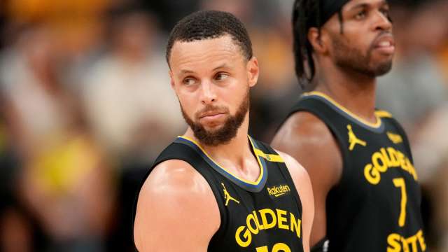Golden State Warriors guard Stephen Curry (30).
