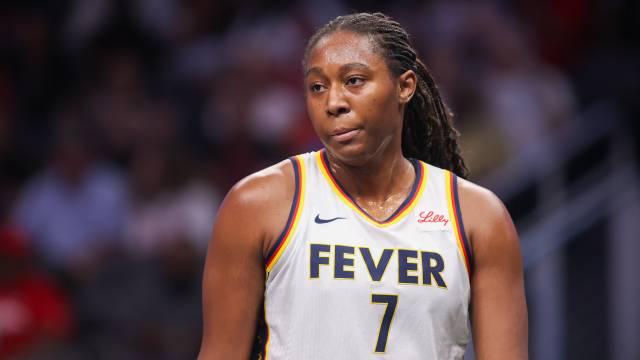After Making History in the WNBA, Dawn Staley Communicates with A'ja Wilson