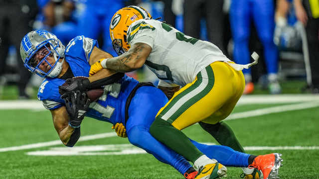 Packers' $77 Million Free Agent Predicted To Be A Bust - Athlon Sports