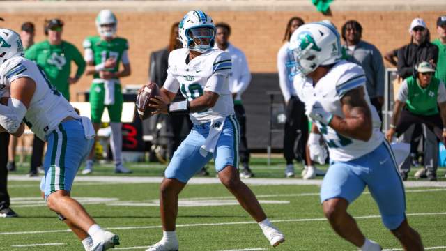 Tulane Green Wave quarterback Darian Mensah (10) passes during the game between North Texas and Tulane on October 26, 2024 at DATCU Stadium in Denton, TX.