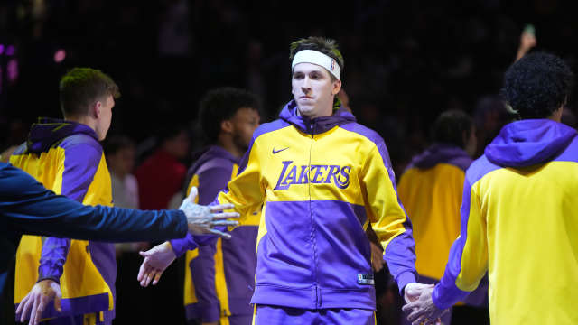 Los Angeles Lakers guard Austin Reaves (15)