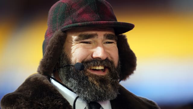 Jason Kelce Texans-Chiefs pregame