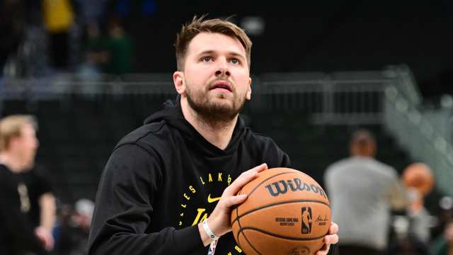 Luka Doncic shoots a shot during warmups vs. the Bucks on March 13, 2025.