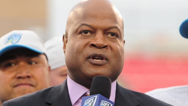 BREAKING: With Back Issue, Yankees Make Mind-Blowing.