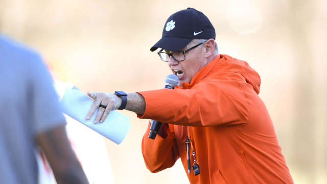 Four-Star DL Chooses Clemson Over Top Competitors, Boosting Tigers 2026  Class - Athlon Sports