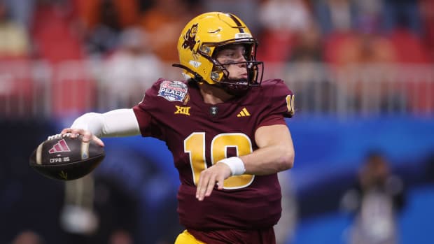 Top Big 12 QB Earns Invite to the Prestigious Manning Passing Academy