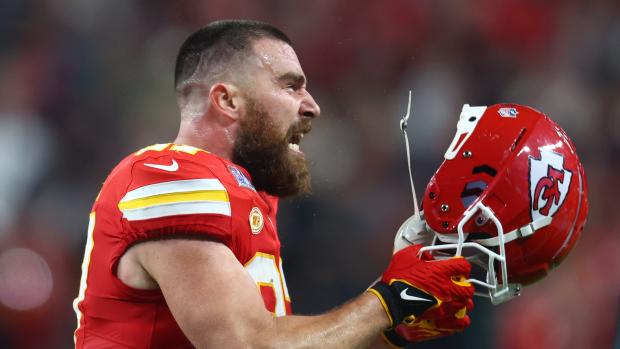 Kansas City Chiefs' Travis Kelce Ready for More 'Wear & Tear' Next Season -  Athlon Sports