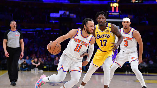 Knicks Dealt Another Blow After - Knicks Jalen Brunson Vs Lakers