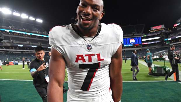 How The Running Back Position Looks For The Falcons - Athlon Sports