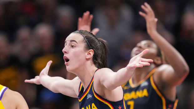 WNBA Icon Is Going Viral For Strong Take On Caitlin Clark Hate Narrative -  Athlon Sports