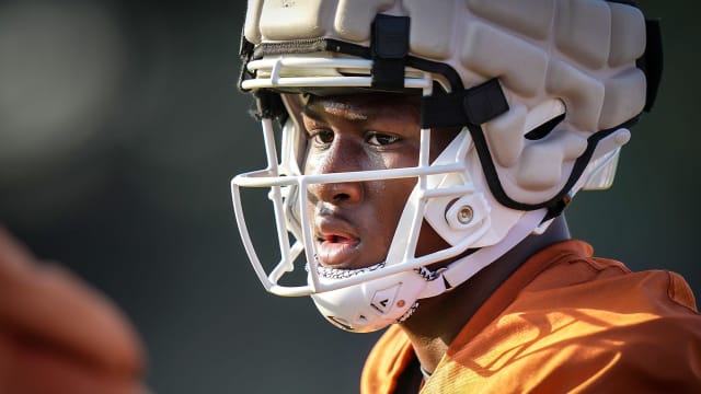 Texas Longhorns secure commitment from elite athlete Nick Townsend - Athlon  Sports